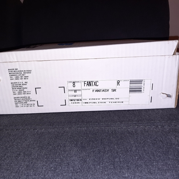 Woman Skates - Picture 5 of 5